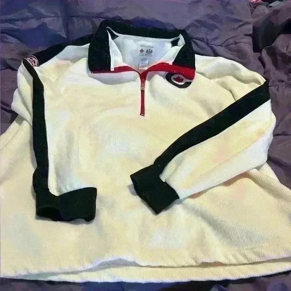 Hudson Bay 2010 Olympic team Canada half  zip pullover size 2XL - Picture 1 of 7